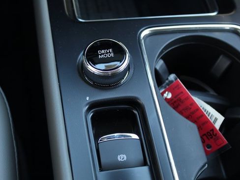 New 2026 Lincoln Corsair Premiere image 27