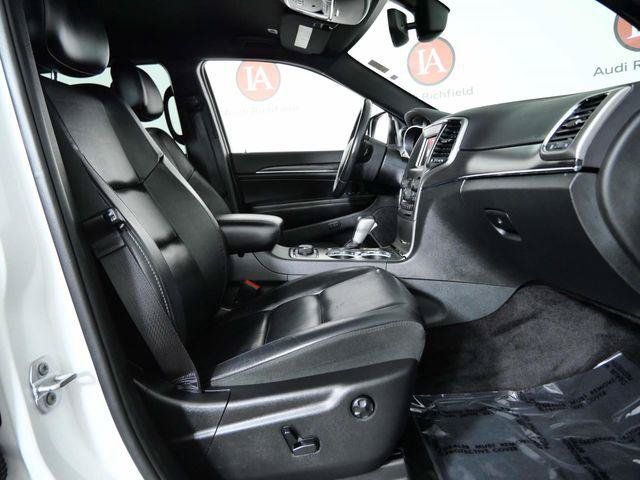 Used 2018 Jeep Grand Cherokee Limited w/ Trailer Tow Group IV AWD/4WD image 29