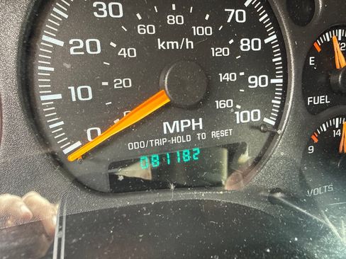 Used 2001 GMC Jimmy SLE w/ SLE Luxury Equipment Group AWD/4WD image 16