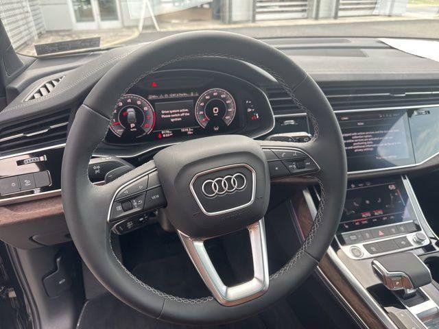 Used 2025 Audi Q7 3.0T Premium Plus AWD/4WD image 38