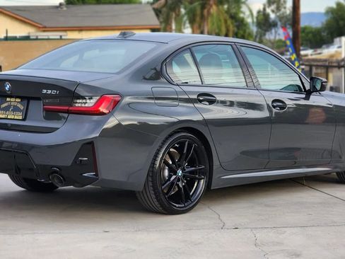Used 2024 BMW 330i Sedan w/ M Sport Package image 4
