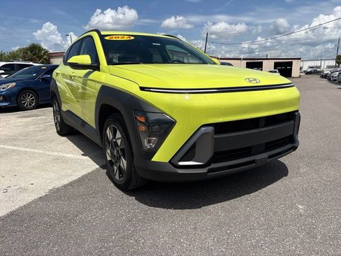 Used 2024 Hyundai Kona SEL FWD image 1