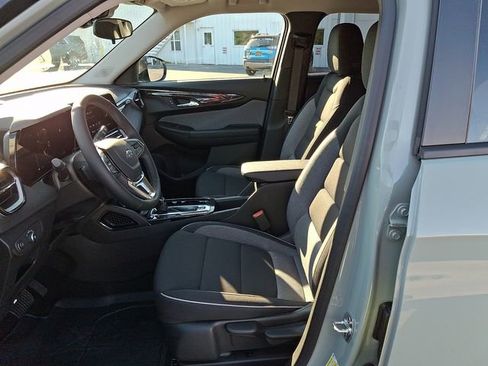 New 2026 Chevrolet TrailBlazer LT w/ Midnight Edition FWD image 10