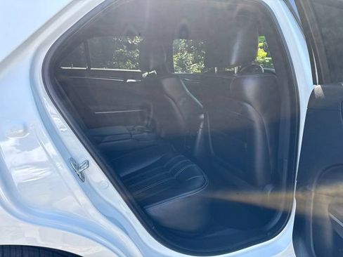Used 2019 Chrysler 300 S RWD image 34