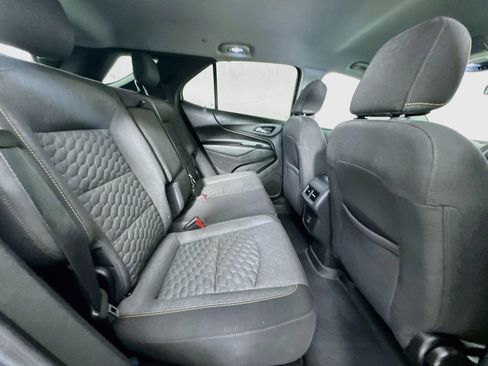 Used 2020 Chevrolet Equinox LT FWD image 32