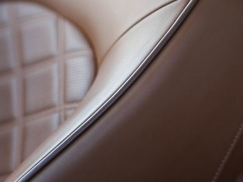 Used 2014 Bentley Mulsanne RWD image 28