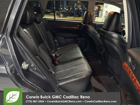 Used 2011 Subaru Outback 3.6R Limited w/ PWR Moonroof Pkg AWD/4WD image 14