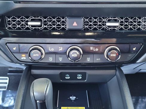 Used 2025 Honda Accord Sport image 27