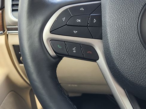 Used 2018 Jeep Grand Cherokee Limited w/ Luxury Group II image 28