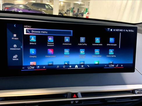 Used 2024 BMW iX xDrive50 w/ Premium Package AWD/4WD image 35