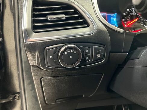 Used 2019 Ford Edge ST w/ Equipment Group 401A AWD/4WD image 12