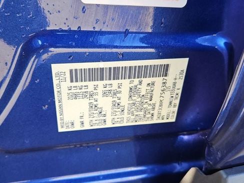 Used 2023 Nissan Rogue SL w/ SL Premium Package image 40