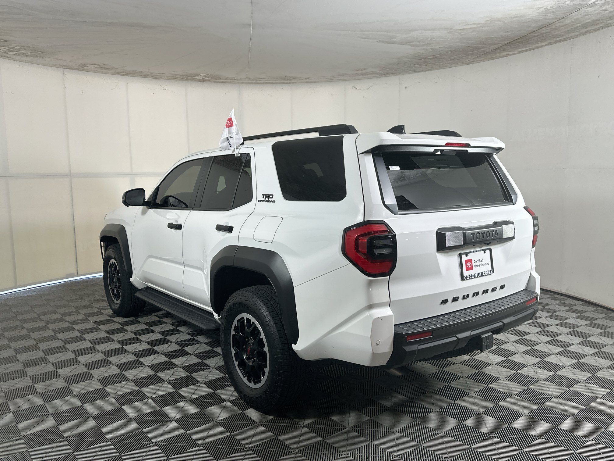 Certified 2025 Toyota 4Runner TRD Off-Road Premium AWD/4WD image 5