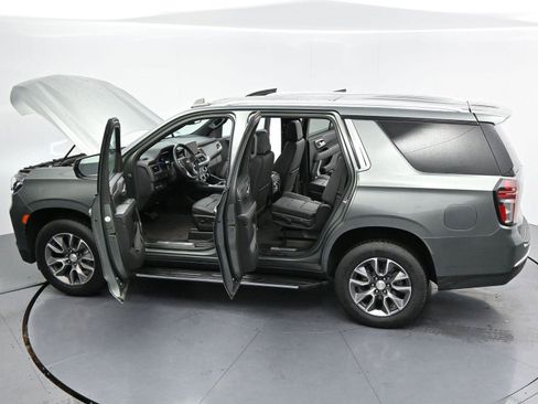 Used 2023 Chevrolet Tahoe LT w/ Luxury Package AWD/4WD image 42