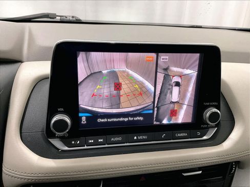 Used 2021 Nissan Rogue SV AWD/4WD image 19