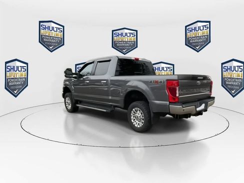 Used 2022 Ford F350 Lariat w/ Chrome Package image 6