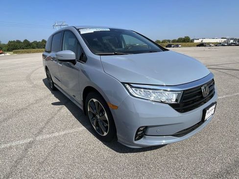 Used 2024 Honda Odyssey Elite image 12