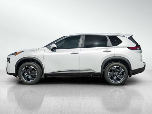 New 2026 Nissan Rogue SV image 4