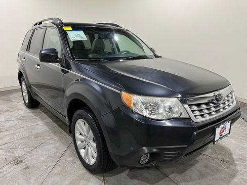 Used 2013 Subaru Forester 2.5X Limited image 2