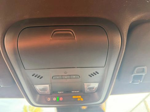 Used 2023 Cadillac XT4 Premium Luxury w/ Cold Weather Package AWD/4WD image 19