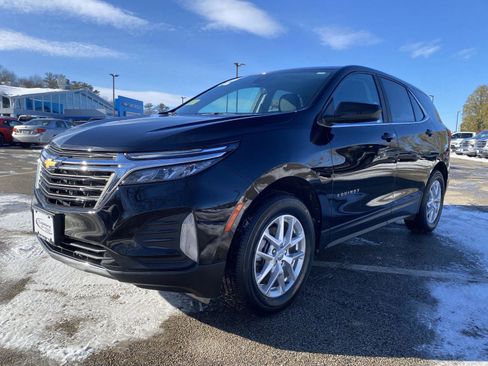 Used 2022 Chevrolet Equinox LT image 3