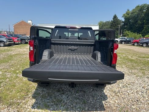 Used 2025 Chevrolet Silverado 1500 LT Trail Boss w/ LT Trail Boss Premium Package image 43