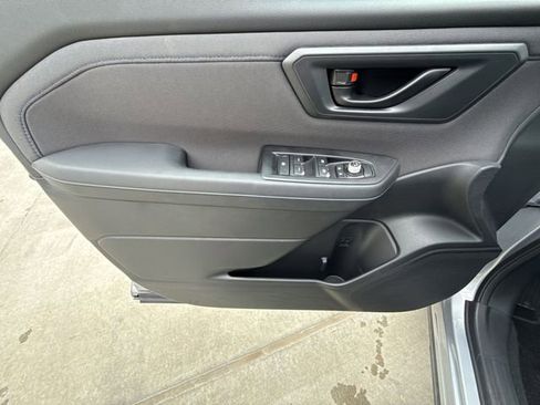 Used 2026 Subaru Forester Premium image 13