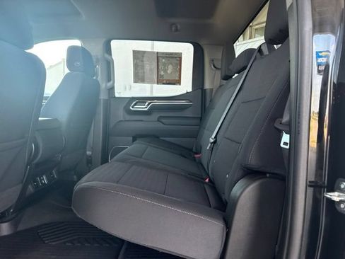 Used 2023 Chevrolet Silverado 1500 LT AWD/4WD image 33