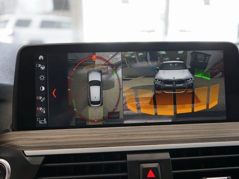 Used 2019 BMW X4 xDrive30i image 9