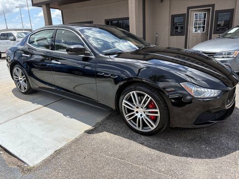 Used 2017 Maserati Ghibli RWD image 1