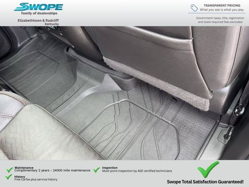 Used 2023 Chevrolet Suburban High Country AWD/4WD image 16