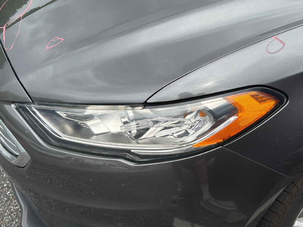 Used 2018 Ford Fusion S FWD image 8