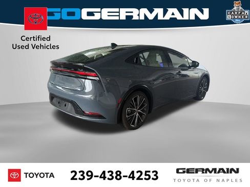 Used 2024 Toyota Prius XLE FWD image 5