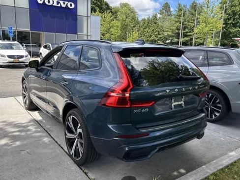 Used 2023 Volvo XC60 B5 Ultimate w/ Climate Package AWD/4WD image 3