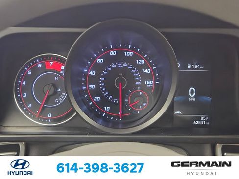 Used 2023 Hyundai Elantra SEL w/ Preferred Accessory Package FWD image 23