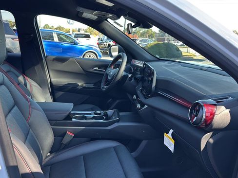 New 2026 Chevrolet Equinox RS w/ Convenience Package III image 10