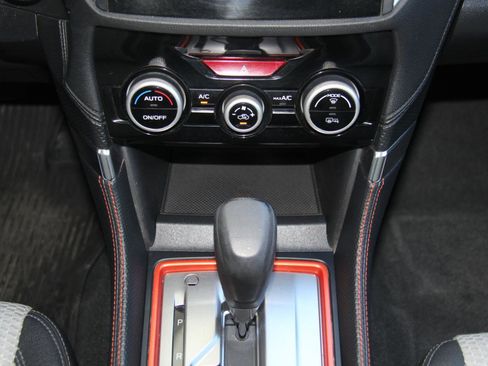 Used 2021 Subaru Forester Premium image 18