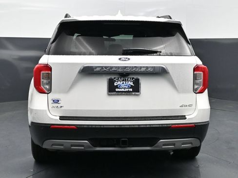 Used 2023 Ford Explorer XLT w/ Equipment Group 202A AWD/4WD image 7