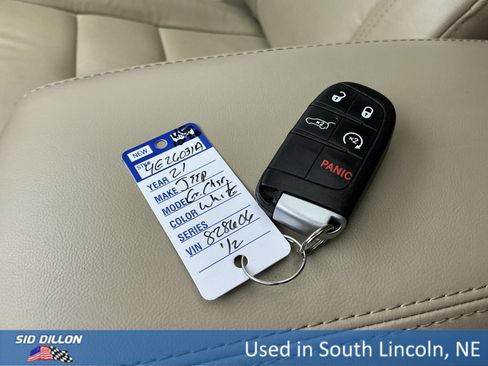 Used 2021 Jeep Grand Cherokee Limited image 35