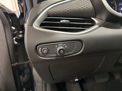 Used 2022 Chevrolet Malibu RS image 19