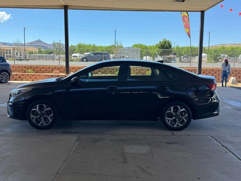 Used 2020 Kia Forte LXS image 7