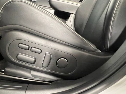 Used 2023 Hyundai Ioniq 5 Limited image 26