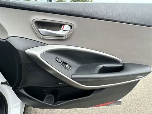 Used 2016 Hyundai Santa Fe Sport 2.0T w/ Option Group 05 image 23