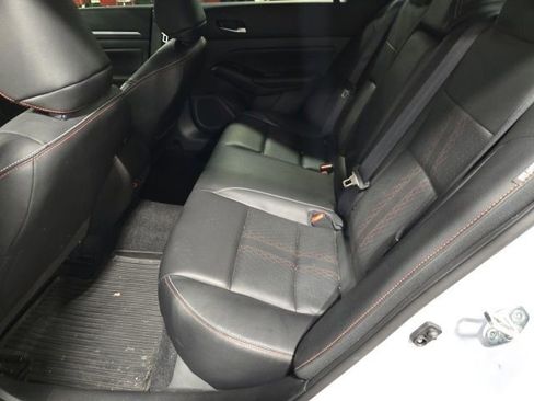Used 2024 Nissan Altima 2.5 SR w/ SR Premium Package FWD image 13