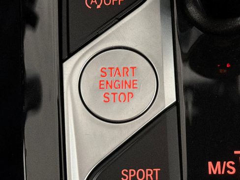 Used 2023 BMW X4 xDrive30i w/ M Sport Package image 23