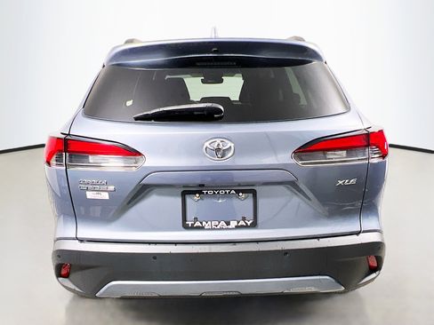 Used 2023 Toyota Corolla Cross XLE FWD image 6