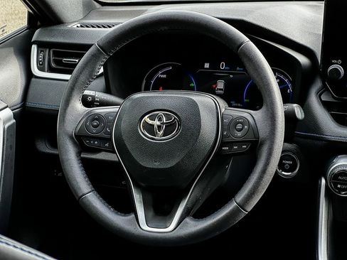 Certified 2024 Toyota RAV4 XSE image 29