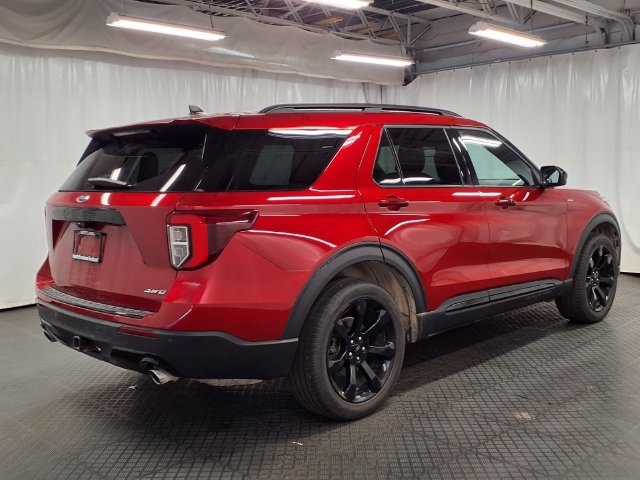 Used 2023 Ford Explorer ST-Line w/ Class IV Trailer Tow Package AWD/4WD image 8