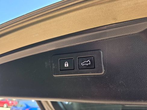 Used 2022 Subaru Outback Limited AWD/4WD image 20