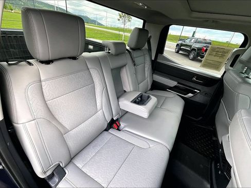 Used 2023 Toyota Tundra Limited AWD/4WD image 28